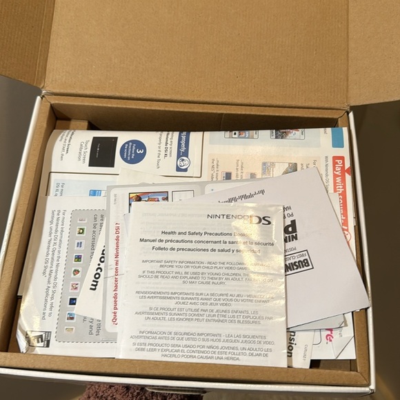 Nintendo DSi XL Box Only - Picture 2 of 11